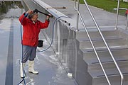 Schyrenbad wird ausgewintert (Foto: Martin Schmitz)